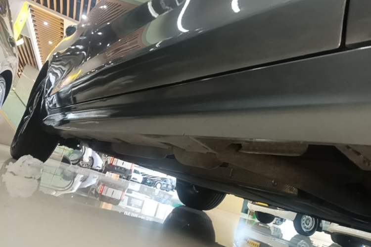 Used BYD Qin PLUS 2024 HONOR Edition DM-i 55KM Leading Model Right Side Sill