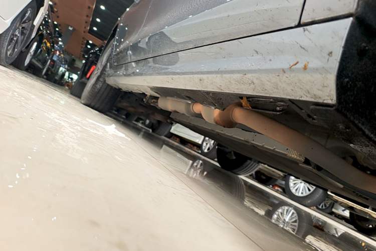 Used BYD Qin PLUS 2024 HONOR Edition DM-i 55KM Leading Model Right Side Sill