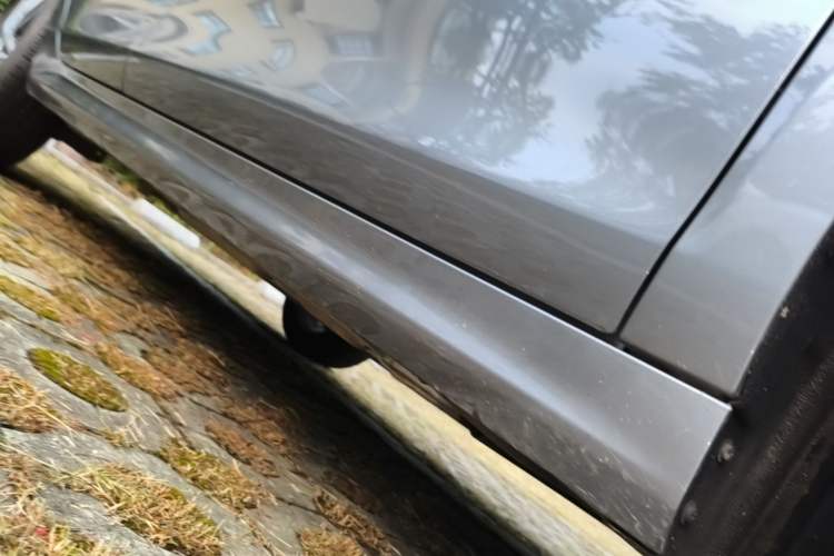Used BYD Qin PLUS 2024 HONOR Edition DM-i 120KM Beyond Model Right Side Sill