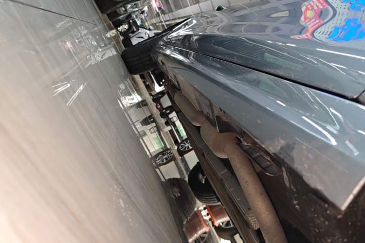 Used BYD Qin PLUS 2024 HONOR Edition DM-i 55KM Leading Model Right Side Sill