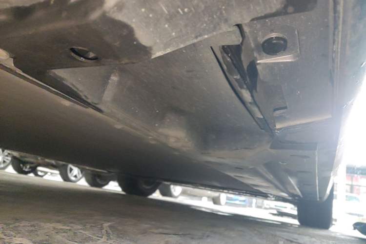 Used BYD Qin PLUS 2024 Honor Edition EV 510KM Leading Model Right Side Sill