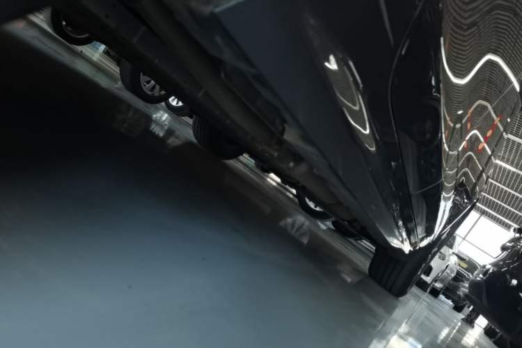 Used BYD Qin PLUS 2024 HONOR Edition DM-i 55KM Leading Model Right Side Sill