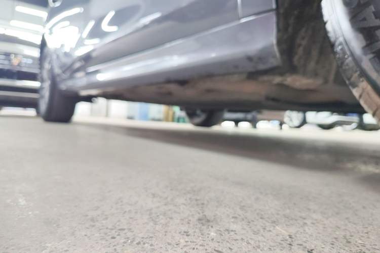 Used BYD Qin PLUS 2024 HONOR Edition DM-i 55KM Leading Model Right Side Sill