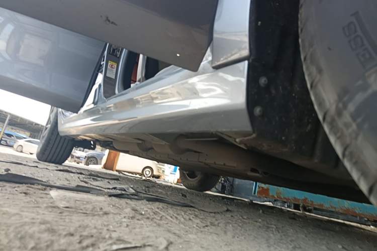 Used BYD Qin PLUS 2024 HONOR Edition DM-i 55KM Leading Model Right Side Sill