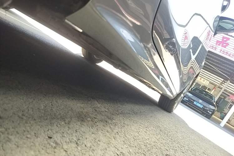 Used BYD Qin PLUS 2024 HONOR Edition DM-i 55KM Leading Model Right Side Sill