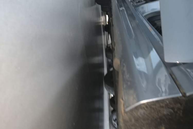 Used BYD Qin PLUS 2024 HONOR Edition DM-i 55KM Leading Model Right Side Sill
