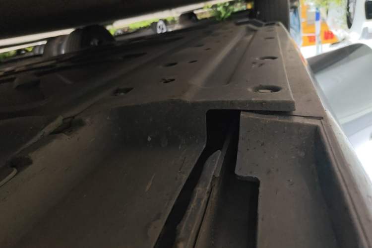 Used BYD Qin PLUS 2024 Honor Edition EV 510KM Leading Model Right Side Sill