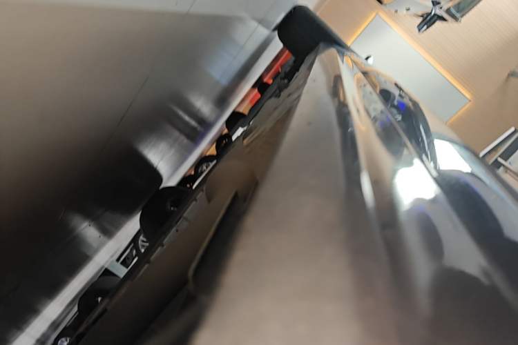 Used BYD Qin PLUS 2024 HONOR Edition DM-i 55KM Leading Model Right Side Sill