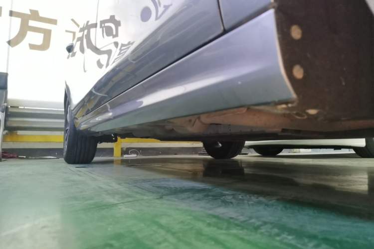 Used BYD Qin PLUS 2024 HONOR Edition DM-i 55KM Leading Model Right Side Sill