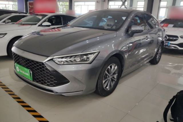 Ojetý BYD Qin PLUS 2024 HONOR Edition DM-i 55KM Leading Model