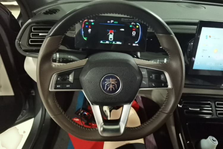 Used BYD Qin PLUS 2024 HONOR Edition DM-i 55KM Leading Model Steering Wheel