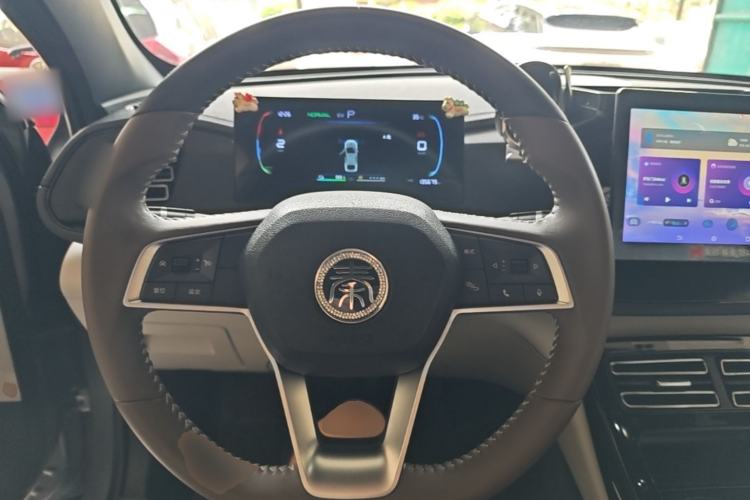 Used BYD Qin PLUS 2024 HONOR Edition DM-i 55KM Leading Model Steering Wheel