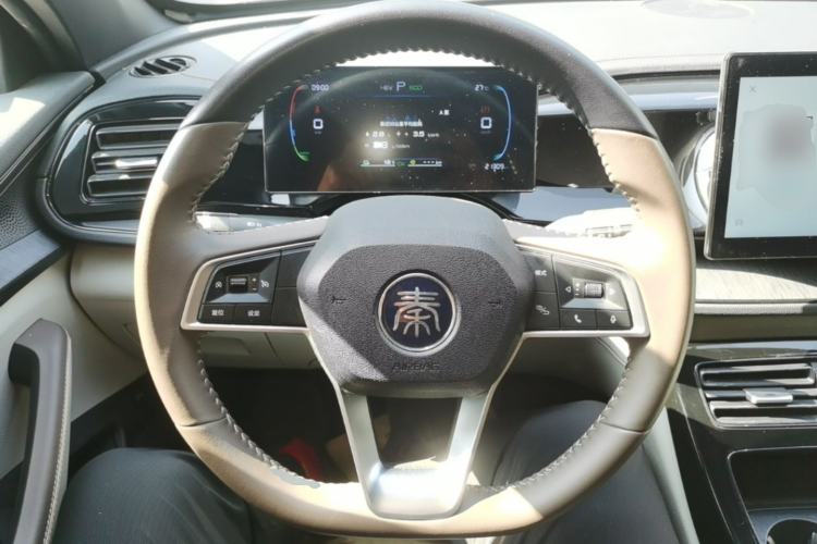 Used BYD Qin PLUS 2024 HONOR Edition DM-i 55KM Leading Model Steering Wheel