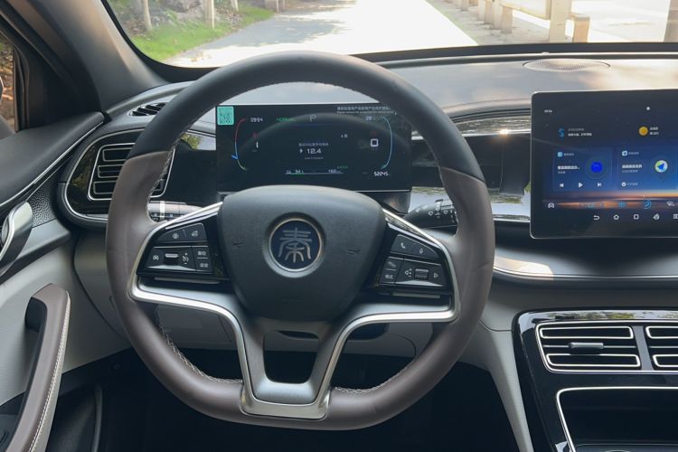 Used BYD Qin PLUS 2024 Honor Edition EV 510KM Beyond Model Steering Wheel