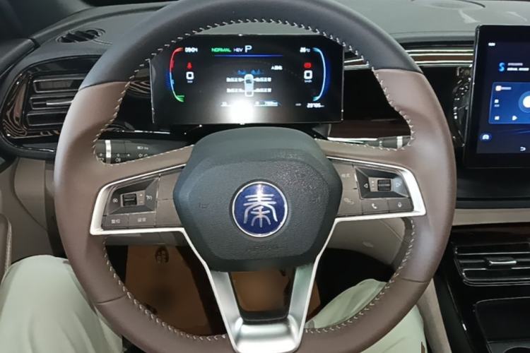 Used BYD Qin PLUS 2024 HONOR Edition DM-i 55KM Leading Model Steering Wheel
