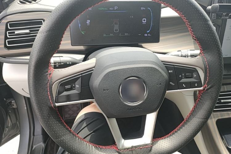 Used BYD Qin PLUS 2024 HONOR Edition DM-i 55KM Leading Model Steering Wheel