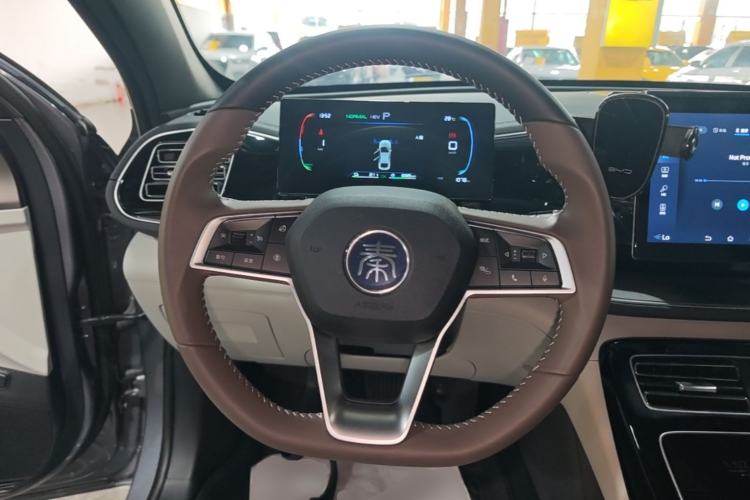 Used BYD Qin PLUS 2024 HONOR Edition DM-i 55KM Beyond Model Steering Wheel