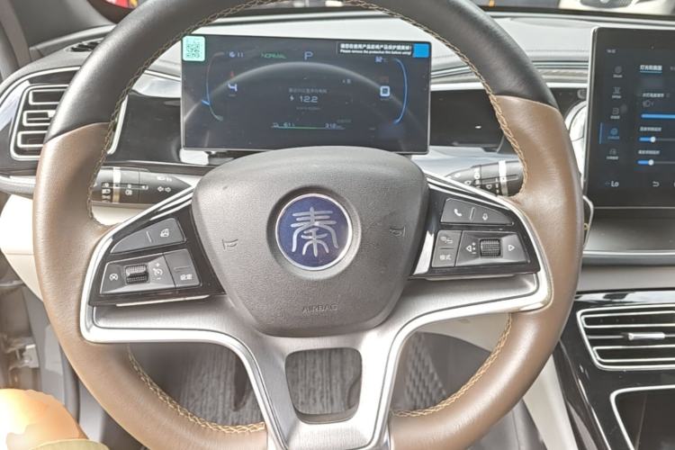 Used BYD Qin PLUS 2024 Honor Edition EV 510KM Leading Model Steering Wheel
