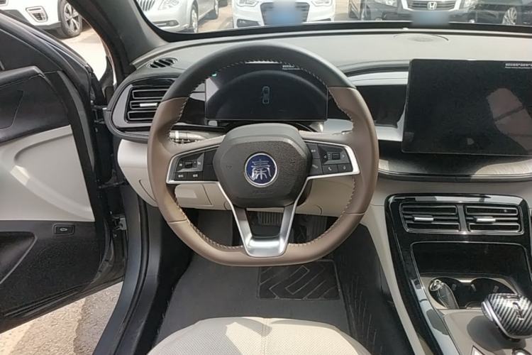 Used BYD Qin PLUS 2024 HONOR Edition DM-i 55KM Leading Model Steering Wheel