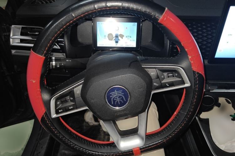 Used BYD Qin PLUS 2024 Honor Edition EV 420KM Leading Model Steering Wheel