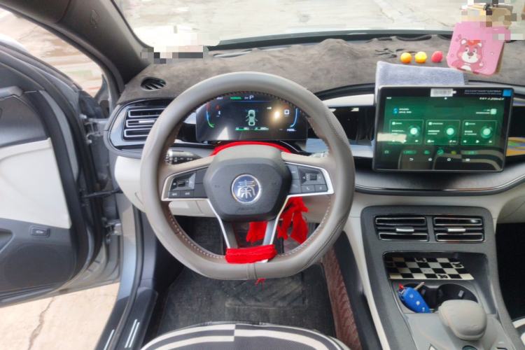 Used BYD Qin PLUS 2024 HONOR Edition DM-i 55KM Leading Model Steering Wheel