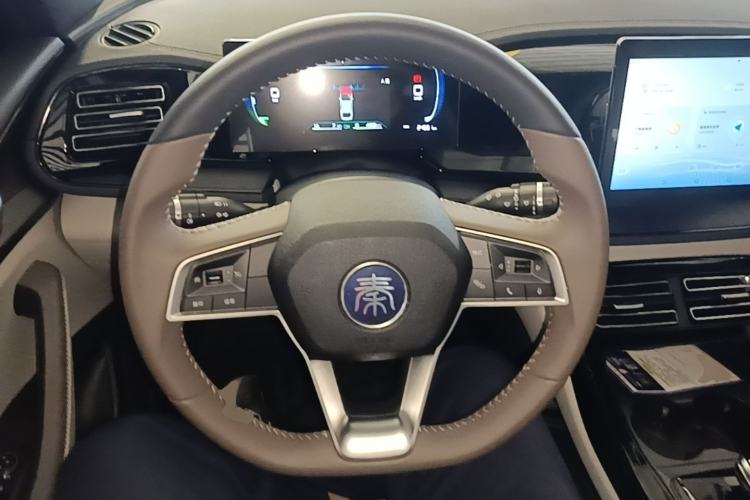 Used BYD Qin PLUS 2024 HONOR Edition DM-i 55KM Leading Model Steering Wheel