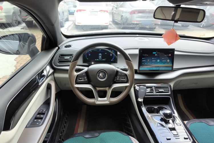 Used BYD Qin PLUS 2024 Honor Edition EV 510KM Leading Model Steering Wheel