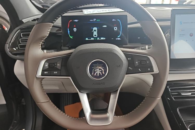 Used BYD Qin PLUS 2024 HONOR Edition DM-i 55KM Leading Model Steering Wheel