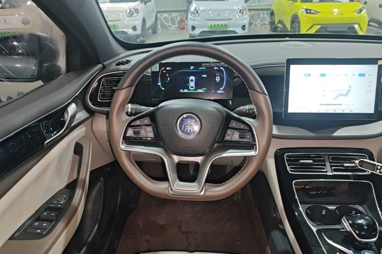 Used BYD Qin PLUS 2024 Honor Edition EV 510KM Beyond Model Steering Wheel