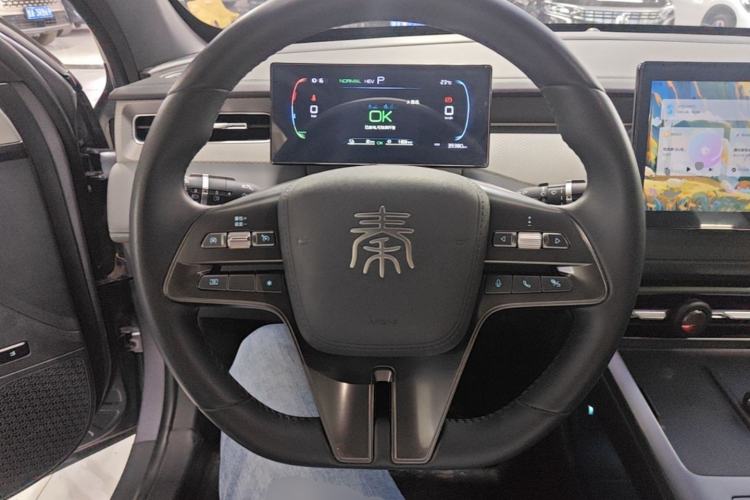 Used BYD Qin PLUS 2024 HONOR Edition DM-i 55KM Leading Model Steering Wheel