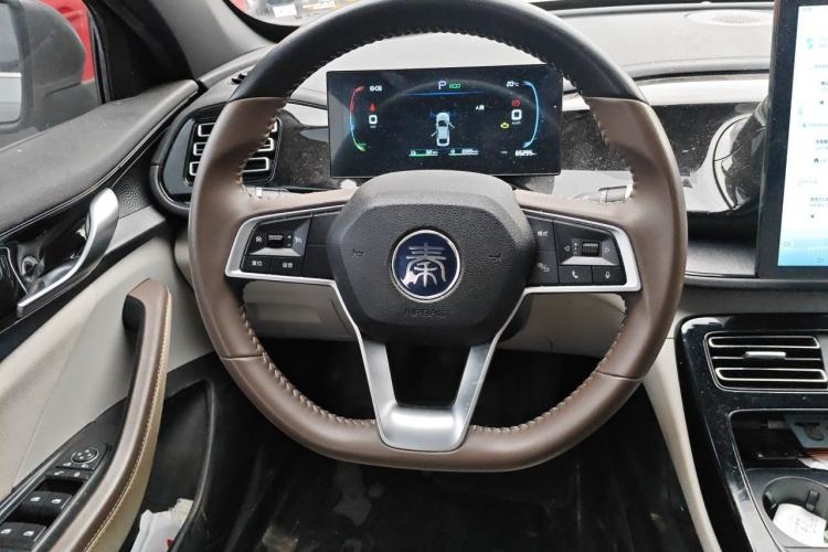 Used BYD Qin PLUS 2024 HONOR Edition DM-i 55KM Leading Model Steering Wheel