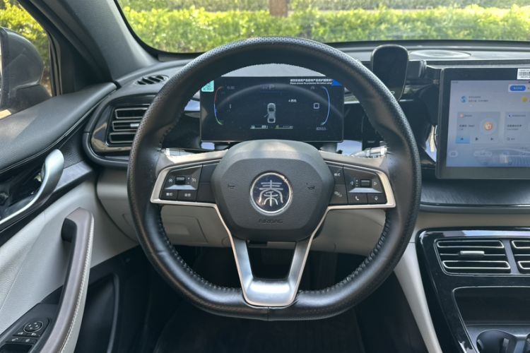 Used BYD Qin PLUS 2024 HONOR Edition DM-i 55KM Leading Model Steering Wheel