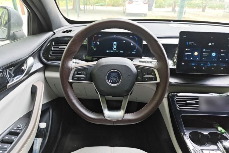 Used BYD Qin PLUS 2024 HONOR Edition DM-i 55KM Leading Model Steering Wheel