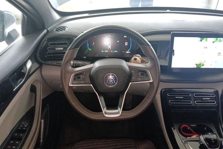 Used BYD Qin PLUS 2024 HONOR Edition DM-i 55KM Leading Model Steering Wheel