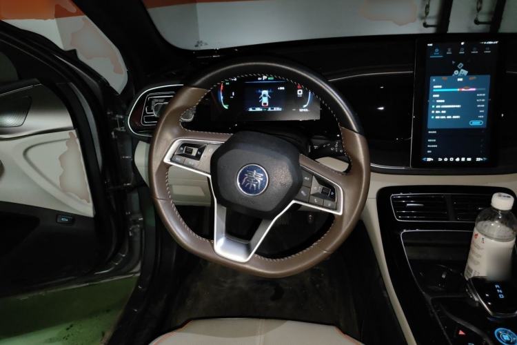 Used BYD Qin PLUS 2024 HONOR Edition DM-i 120KM Leading Model Steering Wheel