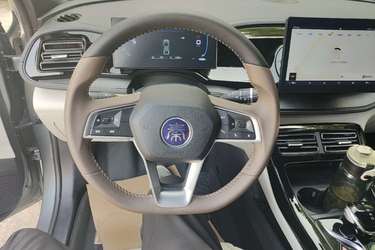 Used BYD Qin PLUS 2024 HONOR Edition DM-i 55KM Leading Model Steering Wheel