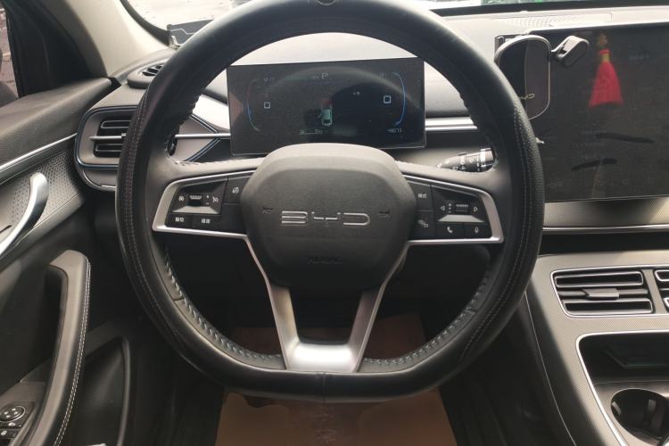 Used BYD Qin PLUS 2024 HONOR Edition DM-i 55KM Leading Model Steering Wheel