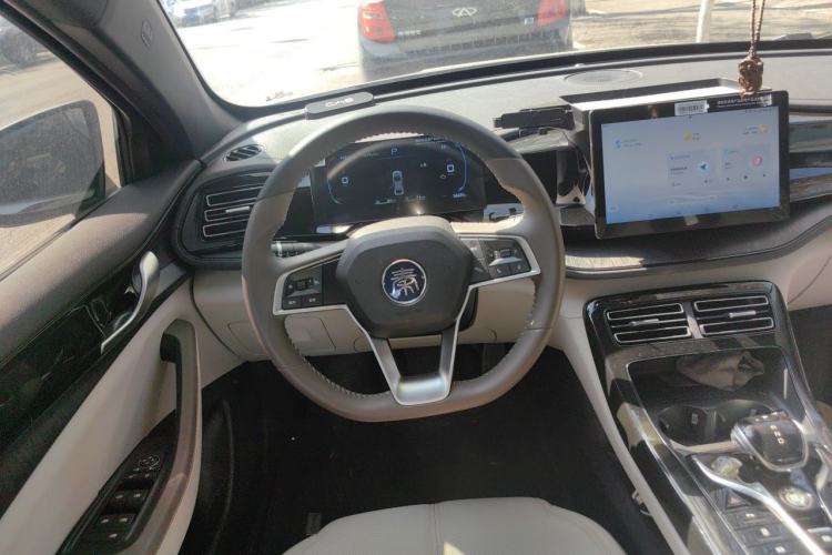 Used BYD Qin PLUS 2024 HONOR Edition DM-i 55KM Leading Model Steering Wheel