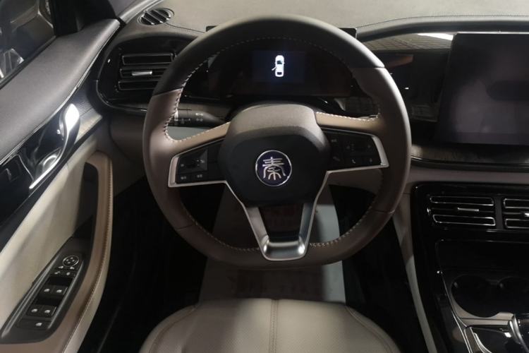 Used BYD Qin PLUS 2024 HONOR Edition DM-i 55KM Leading Model Steering Wheel