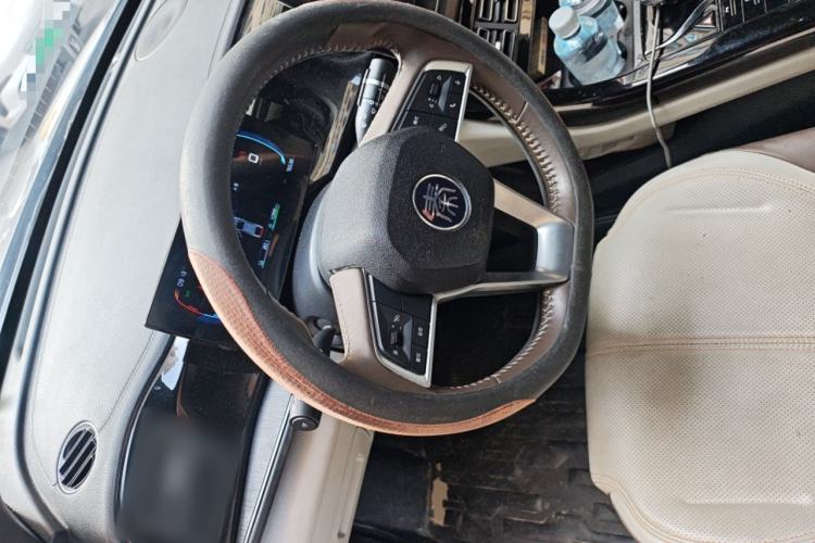 Used BYD Qin PLUS 2024 HONOR Edition DM-i 55KM Leading Model Steering Wheel
