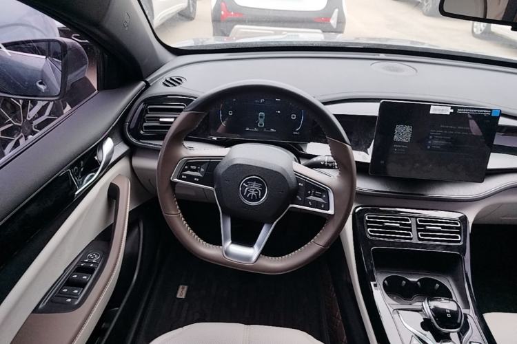 Used BYD Qin PLUS 2024 HONOR Edition DM-i 55KM Leading Model Steering Wheel