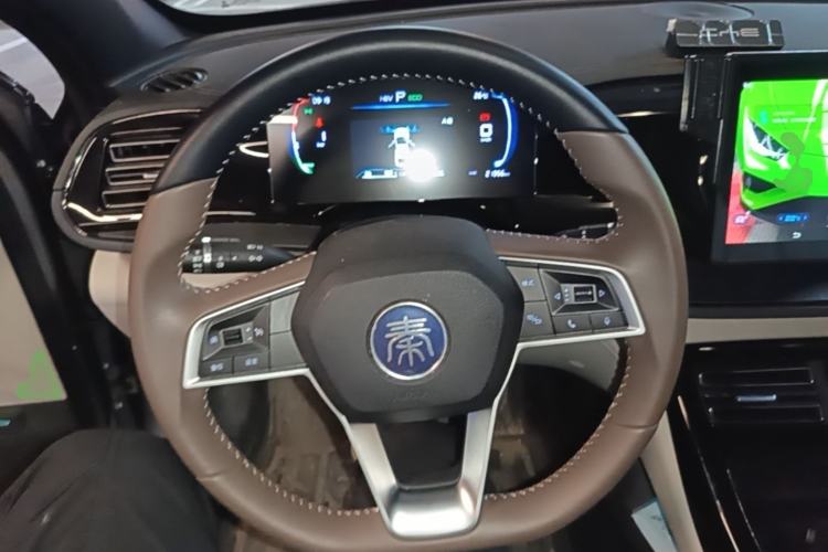 Used BYD Qin PLUS 2024 HONOR Edition DM-i 55KM Leading Model Steering Wheel