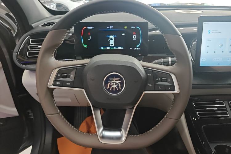 Used BYD Qin PLUS 2024 HONOR Edition DM-i 55KM Leading Model Steering Wheel