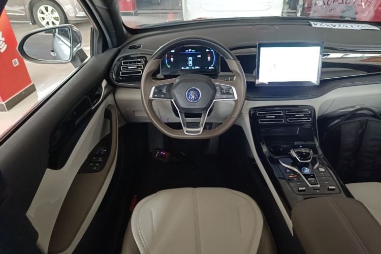 Used BYD Qin PLUS 2024 HONOR Edition DM-i 55KM Leading Model Steering Wheel