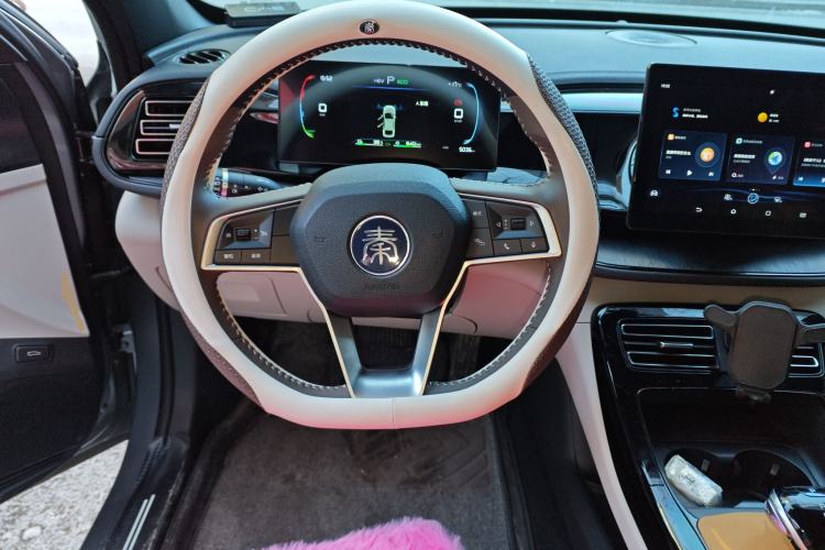 Used BYD Qin PLUS 2024 HONOR Edition DM-i 55KM Leading Model Steering Wheel
