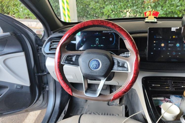 Used BYD Qin PLUS 2024 HONOR Edition DM-i 55KM Leading Model Steering Wheel