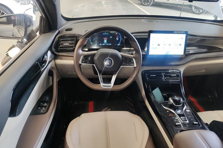 Used BYD Qin PLUS 2024 HONOR Edition DM-i 55KM Leading Model Steering Wheel