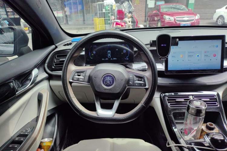 Used BYD Qin PLUS 2024 HONOR Edition DM-i 55KM Leading Model Steering Wheel