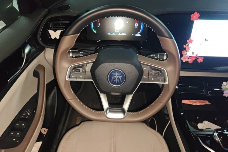 Used BYD Qin PLUS 2024 HONOR Edition DM-i 55KM Leading Model Steering Wheel