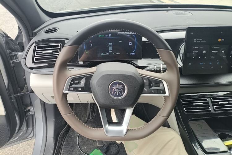Used BYD Qin PLUS 2024 HONOR Edition DM-i 55KM Leading Model Steering Wheel